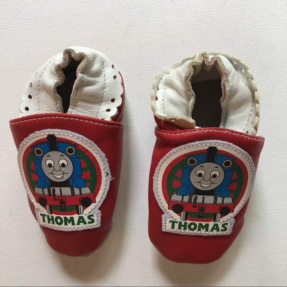 Thomas & Friends Red Leather Footies Baby Sz 1-2 - Picture 1 of 5